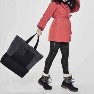 DSW Gray Wool Like Fabric/Faux Pebbled Leather Weekender Bag OS